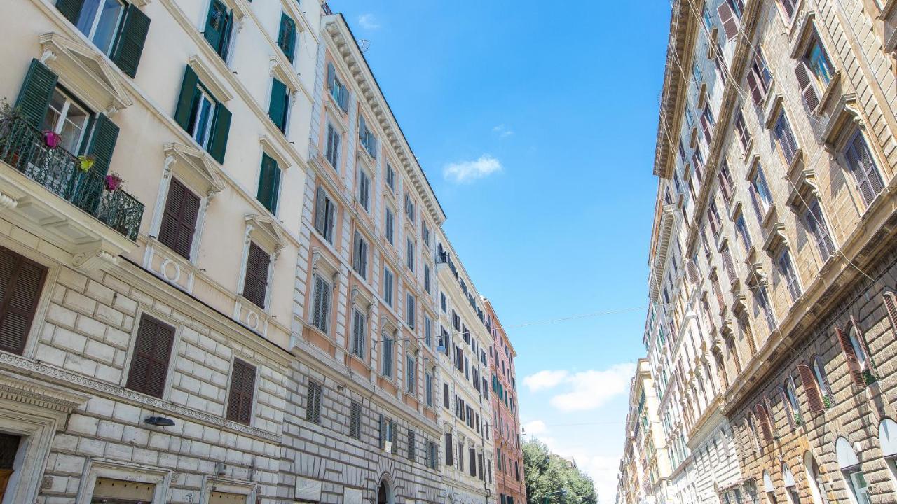 Trevi Colour- Rental In روما المظهر الخارجي الصورة